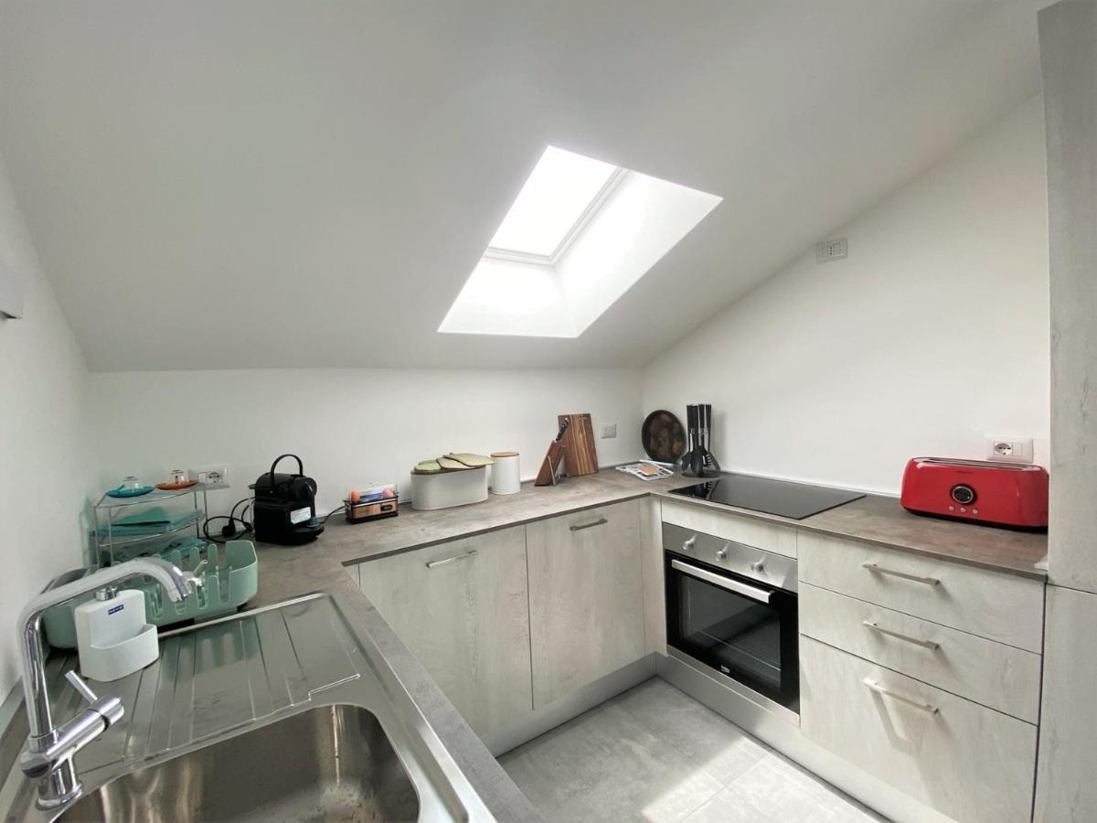 La Rondinella - Loft With Fantastic View On Lake Como Lejlighed Argegno Eksteriør billede